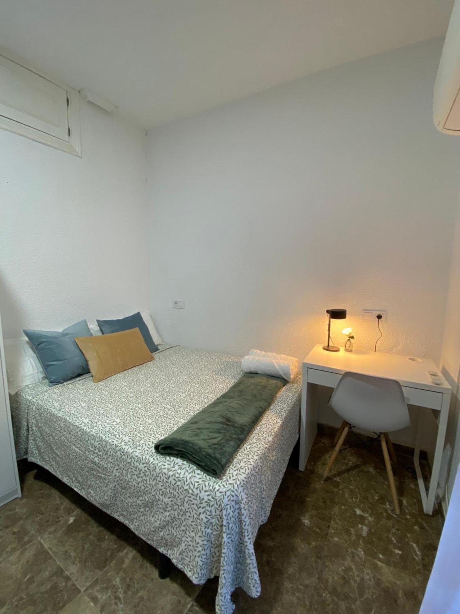 Apartamentos Econostay Fuencarral Madryt Zewnętrze zdjęcie