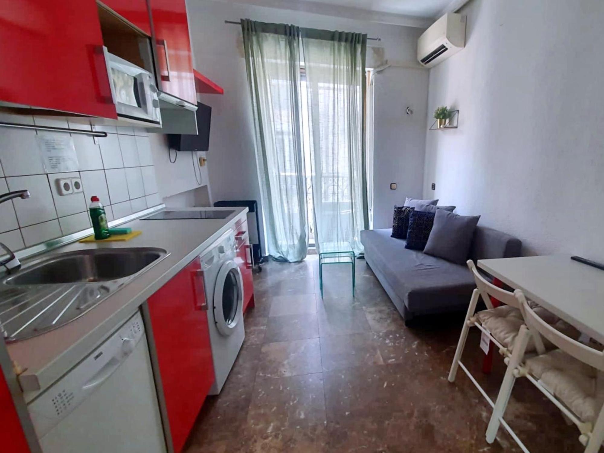 Apartamentos Econostay Fuencarral Madryt Zewnętrze zdjęcie